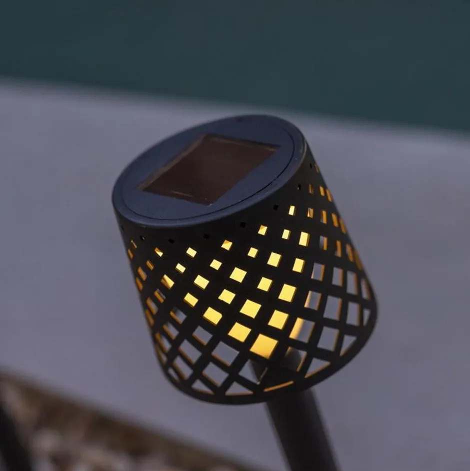 Newgarden LED Gartenleuchte Erdspieß 4er Set Solar Akku IP44 Schwarz< Metall Lampen|Solarleuchten