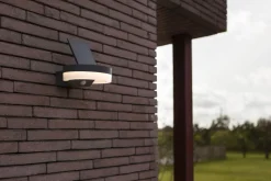 Eco-Light LED Solar Wandlampe Sensor Anthrazit IP54 12 W 4000 K< Solarleuchten|Led Außenleuchten