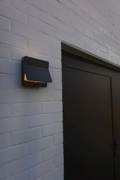 Eco-Light LED Solar Wandleuchte mit Bewegungssensor IP54 3000 K< Metall Lampen|Solarleuchten