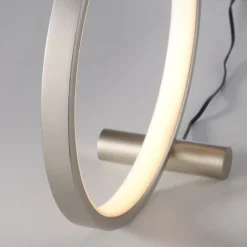 Just Light LED Tischlampe Silber Metall Ring H:25,5 cm 3000 K 10 W< Wohnzimmerlampen|Schlafzimmer Lampen