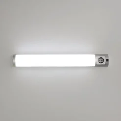 Easylight LED Unterbaulampe mit Steckdose 67cm Küche< Küchenlampen|Flurlampen