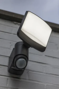 Eco-Light LED Wandleuchte außen mit Bewegungsmelder IP44 5000 K< Led Außenleuchten|Außenwandleuchten