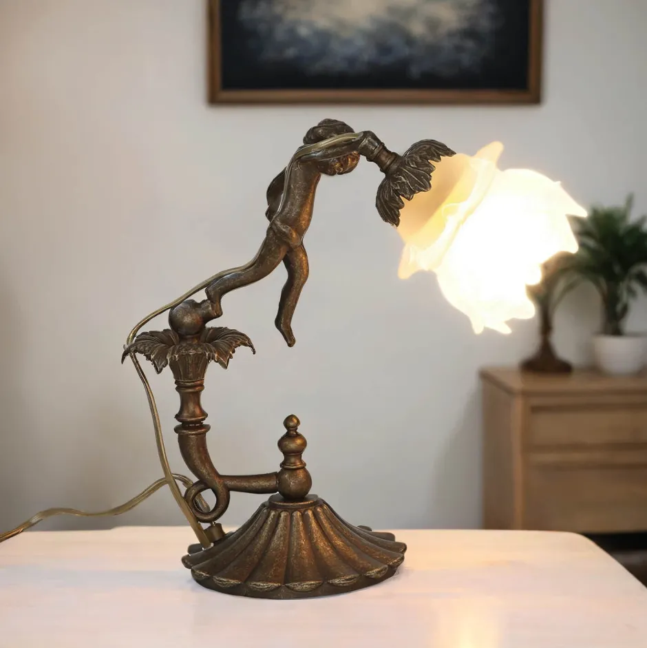 Giovanni Battista Premium Tischleuchte Putte in Bronze< Tischlampen|Jugendstil Lampen