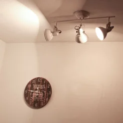 Deckenleuchten|Flurlampen*Trio Reality Retro Strahler schwenkbar Weiß 3-flmg E14 GINA