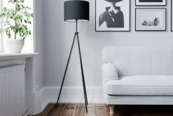 By Rydéns Stehlampe Metall Stoff 145 cm hoch Dreibein Schwarz E27< Wohnzimmerlampen|Stofflampen