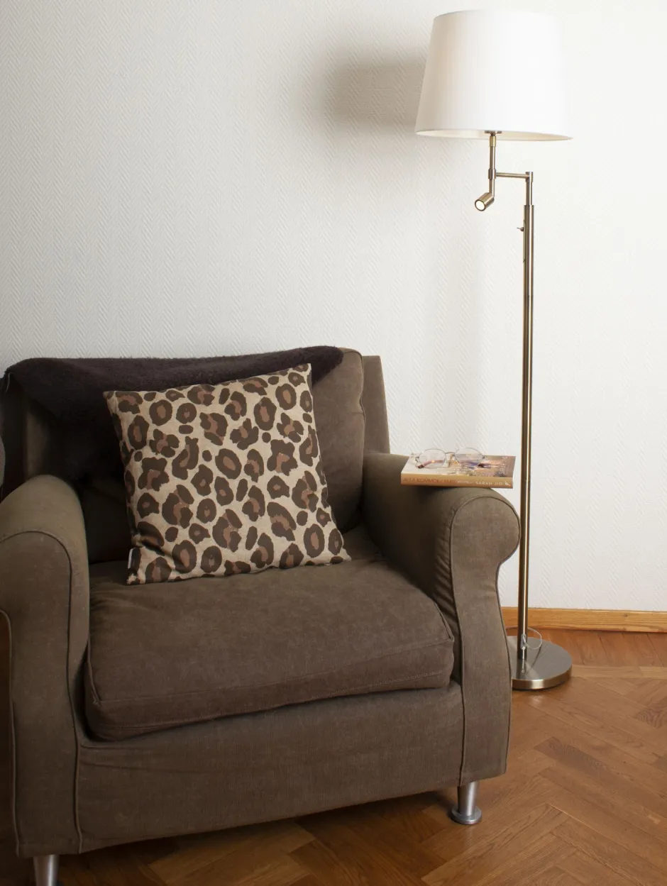 By Rydéns Stehleuchte mit Leselampe 157 cm Messing antik Weiß E27 + LED< Wohnzimmerlampen|Stofflampen