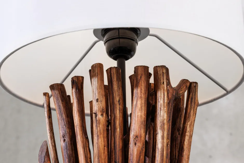 Invicta Interior Tischlampe Weiß Holz Stoff E27 H:58 cm gemütlich< Tischlampen|Schlafzimmer Lampen