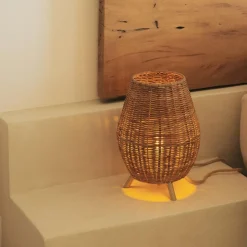 Wohnzimmerlampen|Schlafzimmer Lampen*Newgarden Tischleuchte Rattan H: 32,5 cm Dreibein Natur E27 FULDE