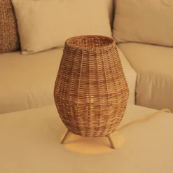 Wohnzimmerlampen|Schlafzimmer Lampen*Newgarden Tischleuchte Rattan H: 32,5 cm Dreibein Natur E27 FULDE