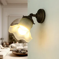 Giovanni Battista Wandlampe mit Glasschirm Floral aus Echt-Messing< Metall Lampen|Messinglampen