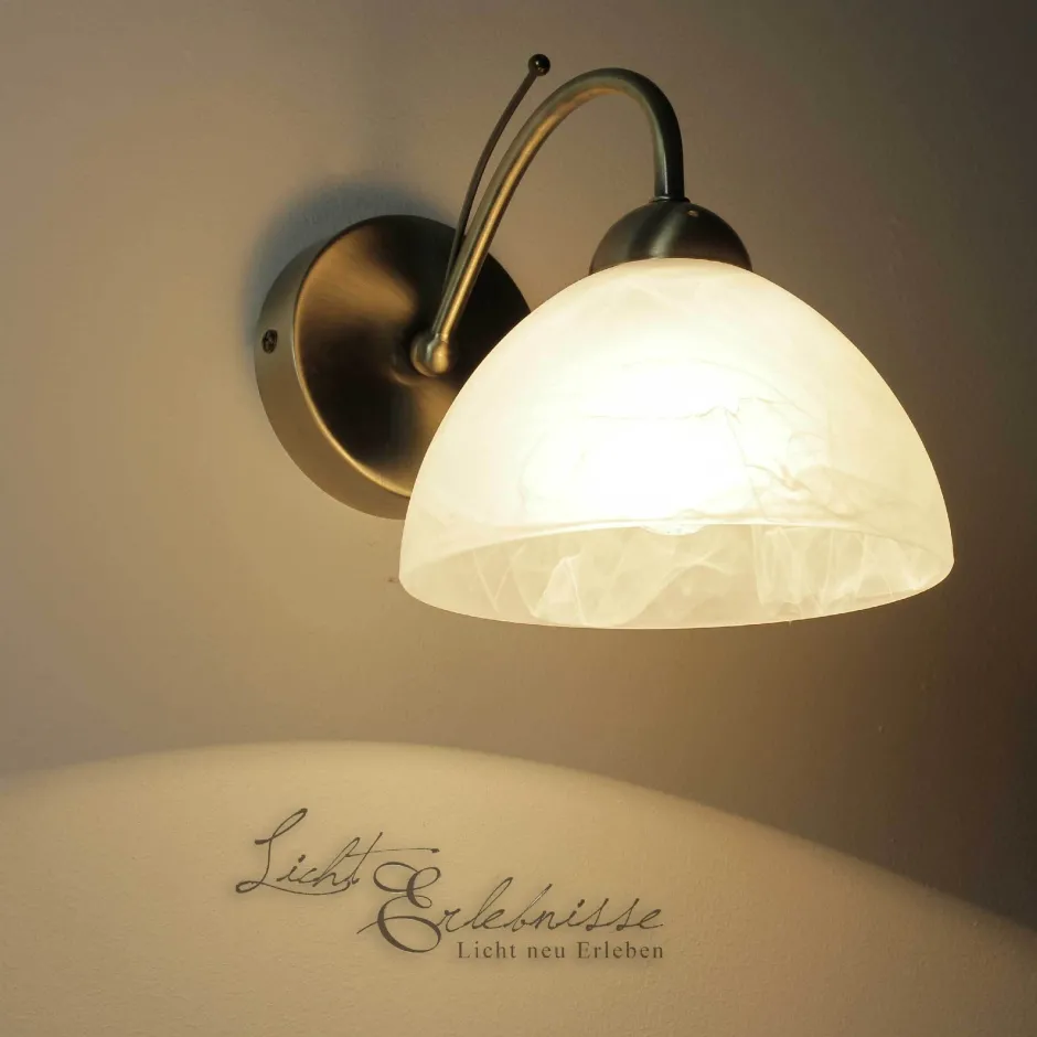 Wandleuchten|Küchenlampen*Searchlight Zeitlose Wandleuchte 1-flmg. messing-farben